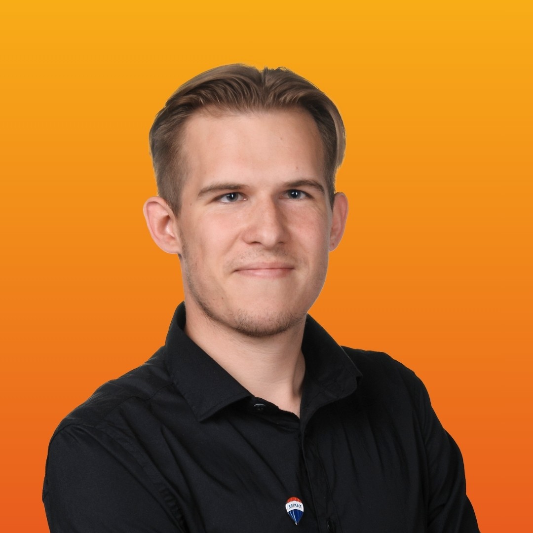 Adrian Jaglarz — Agent nieruchomości | Administrator biura, SUNRISE Nieruchomości
