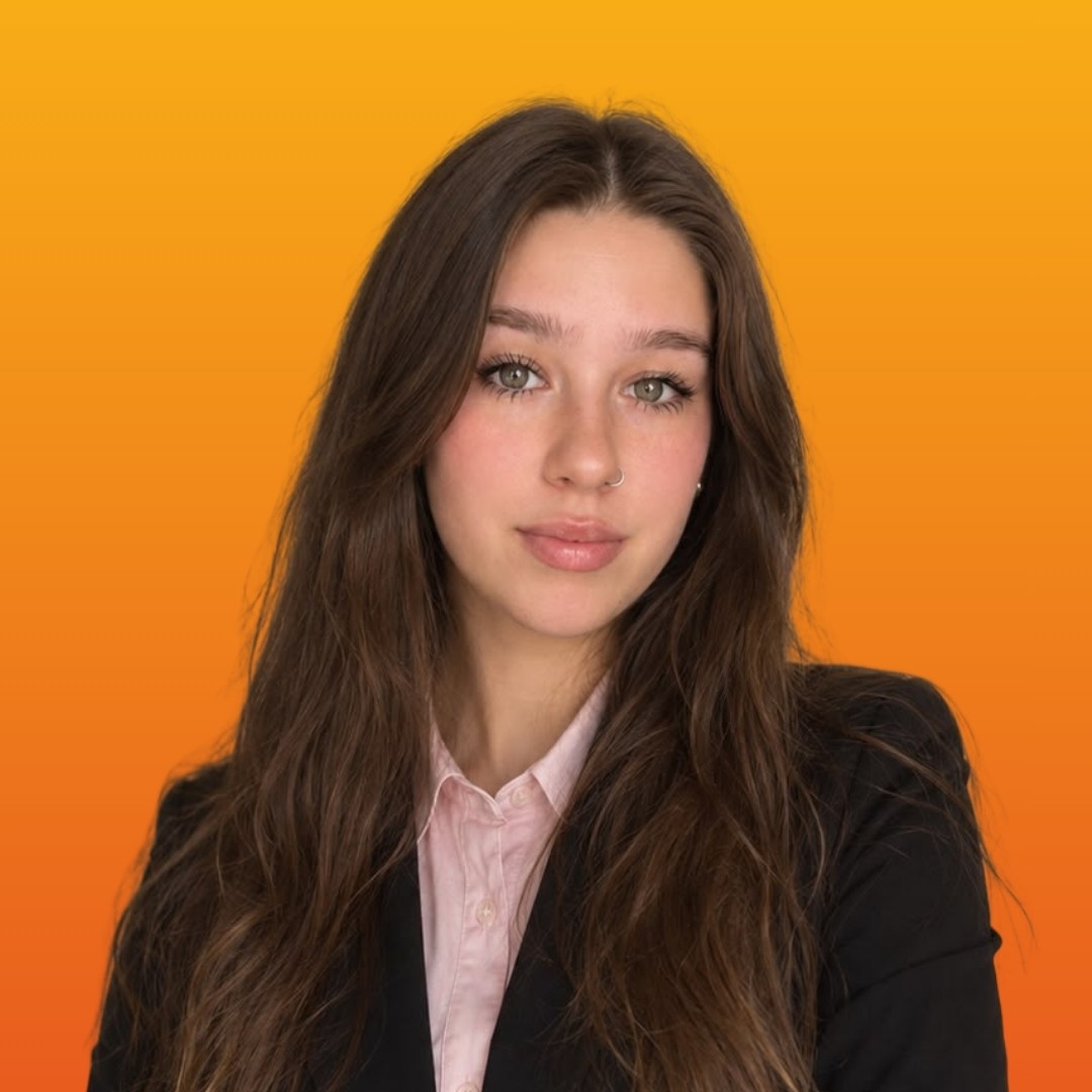 Martyna Socha — Agent Nieruchomości, SUNRISE Nieruchomości