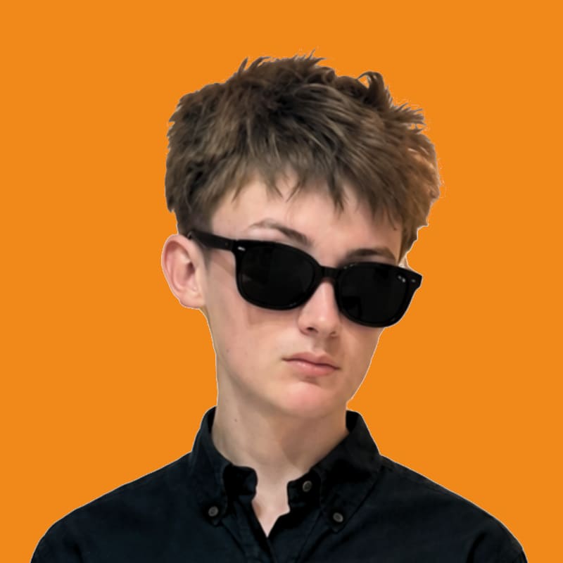 Mikołaj Jaros — Head of Product & Technology, SUNRISE Nieruchomości